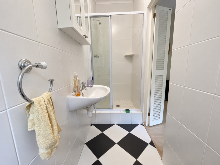 3 Bedroom Property for Sale in Heathfield Western Cape